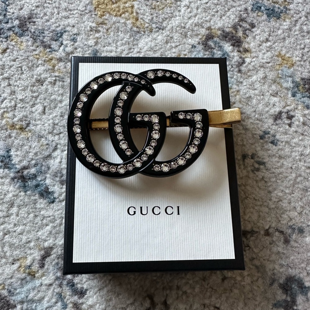 100 authentic gucci hair clip
